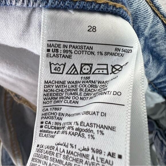 Old Navy Women's Extra High-Rise Sky-Hi Straight Jeans Raw Hem Light Wash 28 - Picture 8 of 9